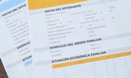 BECAS: ENTREGA DE FORMULARIOS