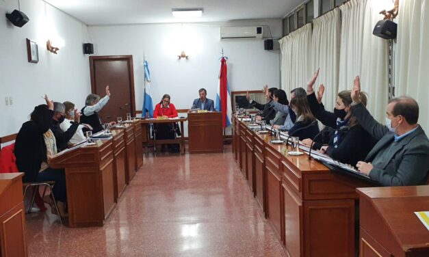 LA MUNICIPALIDAD DE CRESPO DONÓ UN TERRENO A LA ESCUELA N° 97 ‘LA CAUTIVA’, UN PASO MÁS EN SU PROYECTO DE EDIFICIO PROPIO