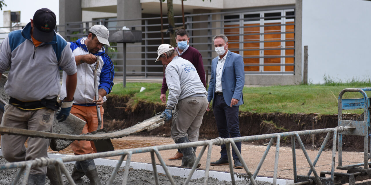 PAVIMENTACIÓN DE CALLE LOS RESEROS