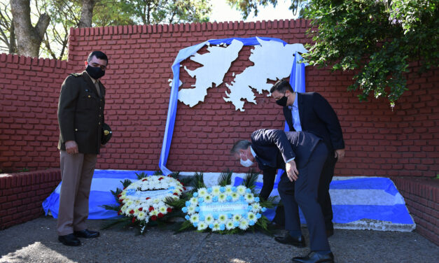 HOMENAJE CON ORGULLO A NUESTROS HÉROES DE MALVINAS