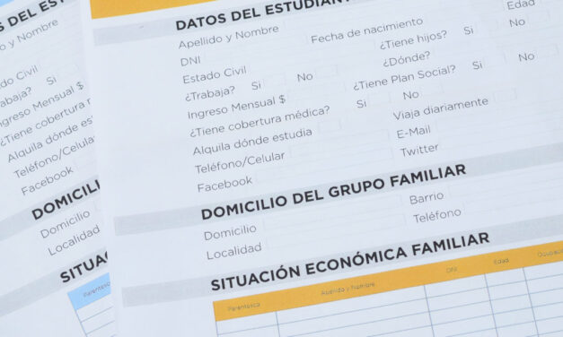 BECAS: PAGO Y ENTREGA DE FORMULARIOS