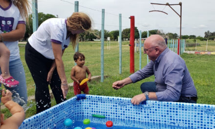 EN EL JARDÍN ‘VAGONCITOS’ TAMBIÉN DISFRUTAMOS DEL VERANO CRESPENSE