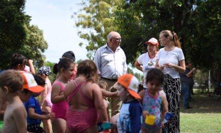 MÁS DE CIEN NIÑOS ASISTEN A LA COLONIA DE VERANO DE LOS JARDINES MUNICIPALES