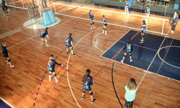 NUEVAS PRESENTACIONES DE LA ESCUELA MUNICIPAL DE VOLEIBOL