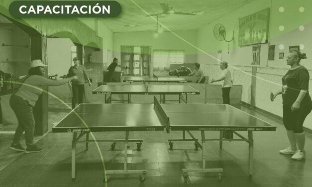 CLÍNICA DE TENIS DE MESA PARA ADULTOS PRINCIPIANTES