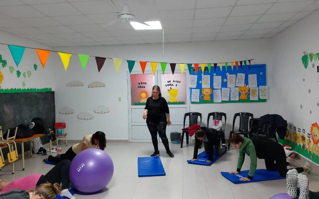 ACOMPAÑAMOS A LA MAMÁ gestante A TRAVÉS DEL PROGRAMA DE MATERNIDAD, LACTANCIA y familia