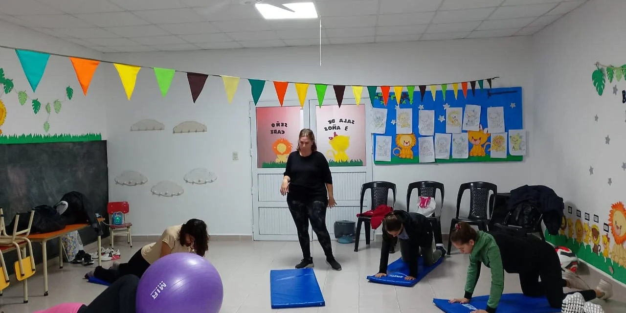 ACOMPAÑAMOS A LA MAMÁ gestante A TRAVÉS  DEL PROGRAMA DE MATERNIDAD, LACTANCIA y familia