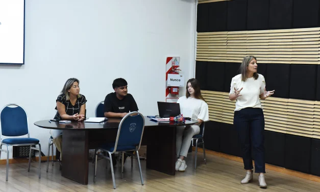 ‘Intensamente Online’: cinco talleres para tratar el uso responsable de la tecnología en adolescentes