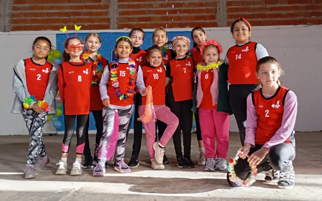 OTRO FIN DE SEMANA CON MUCHO COLORIDO Y VOLEIBOL