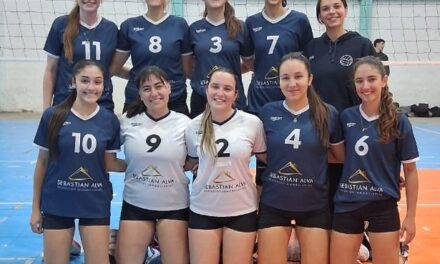 VOLEIBOL: JUGARON CUATRO CATEGORÍAS