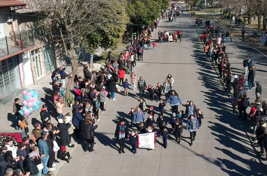 ACTO OFICIAL por el ‘DÍA DE LA INDEPENDENCIA’ Y FUNCIONAMIENTO DEL MUNICIPIO DURANTE EL FERIADO