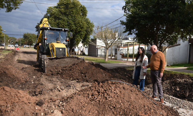 CALLE ALEM QUEDARÁ PAVIMENTADA EN SU TOTALIDAD