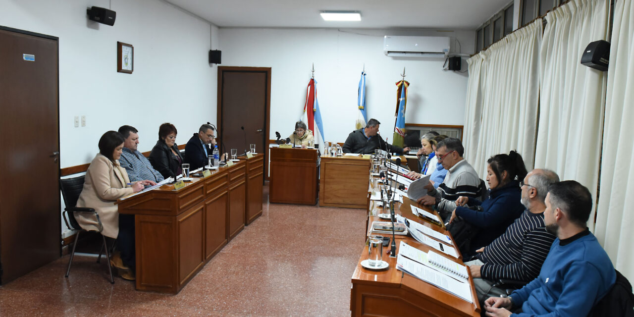 LOS TEMAS TRATADOS EN LA SESIÓN ORDINARIA DEL JUEVES 24 DE JULIO
