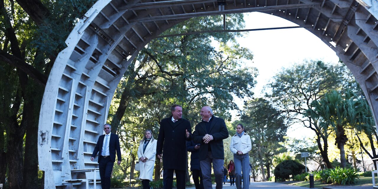ESTABLECIENDO VÍNCULOS DE COOPERACIÓN E INTERCAMBIO