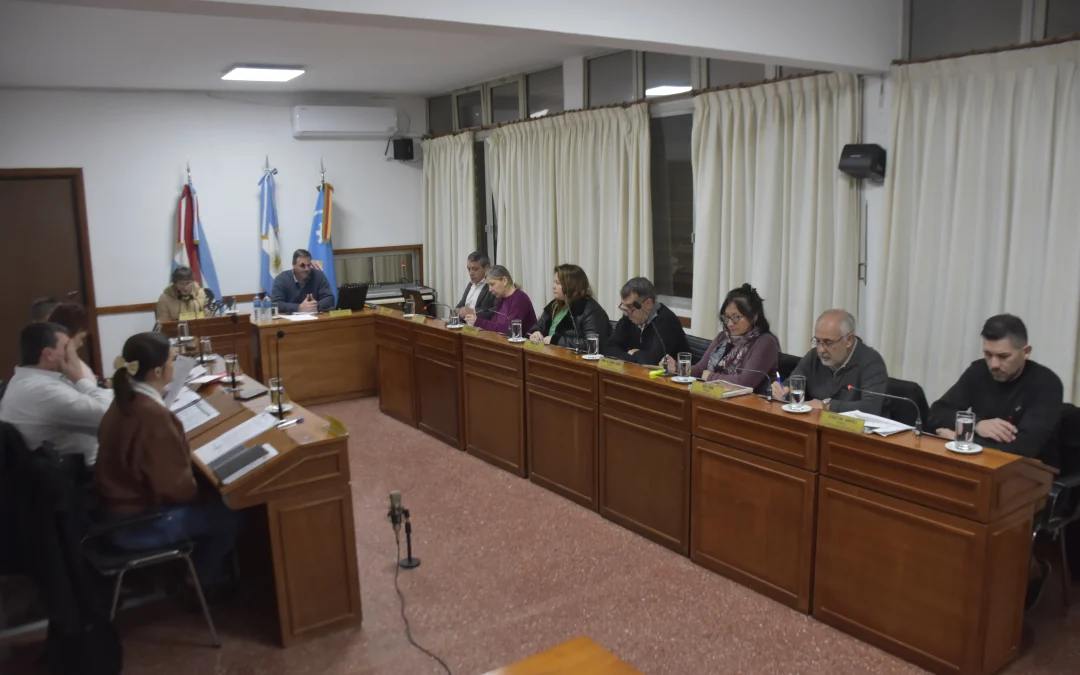LOS TEMAS TRATADOS EN LA SESIÓN ORDINARIA DEL MIÉRCOLES 13 DE AGOSTO