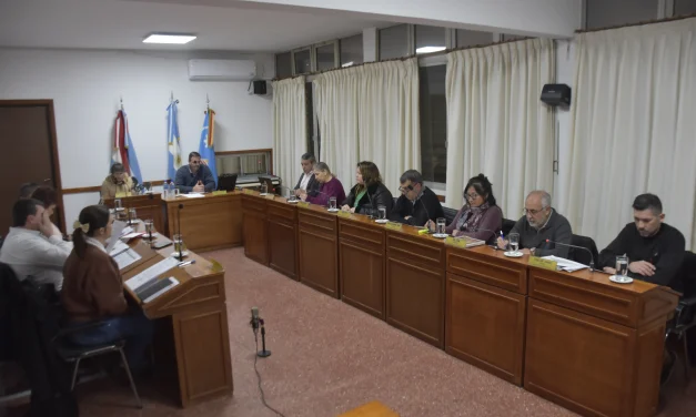 LOS TEMAS TRATADOS EN LA SESIÓN ORDINARIA DEL MIÉRCOLES 13 DE AGOSTO