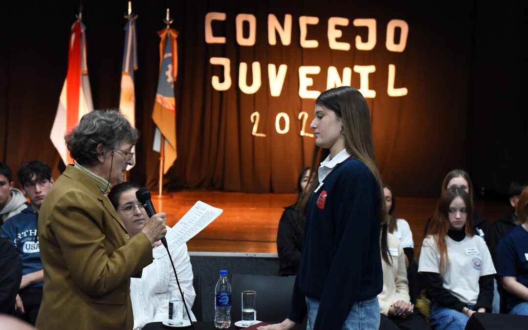 CONCEJO DELIBERANTE JUVENIL: ESTUDIANTES DE NUEVE ESCUELAS SECUNDARIAS PARTICIPAN EN ESTE PROGRAMA EDUCATIVO Y DEMOCRÁTICO