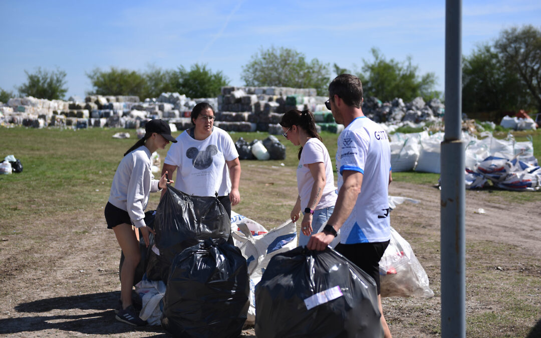 ESTUDIANTINA 2025: EL ECO-CHALLENGE APORTÓ MÁS DE CINCO MIL KILOS DE BOTELLAS Y TAPITAS AL PARQUE AMBIENTAL