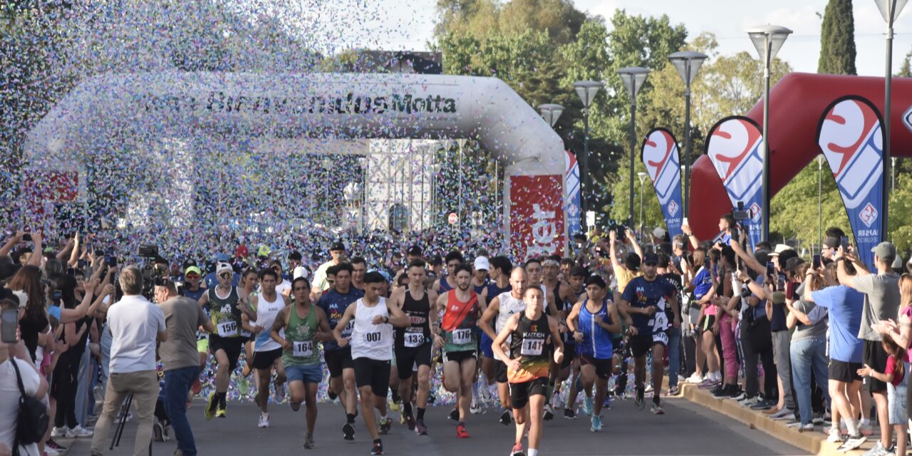 MARATÓN DE LA AVICULTURA: LA PREMIACIÓN general y POR CATEGORÍAS