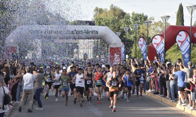 MARATÓN DE LA AVICULTURA: LA PREMIACIÓN general y POR CATEGORÍAS
