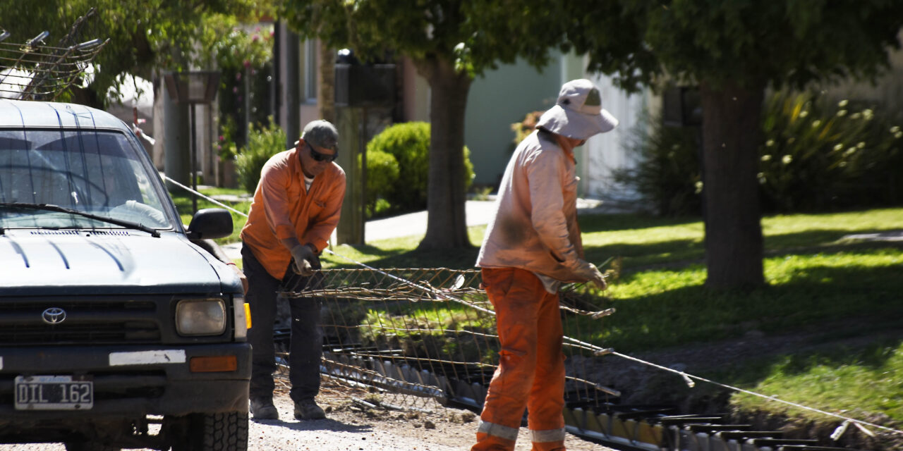 ESTAMOS TRABAJANDO EN LA TRANSFORMACIÓN DE CALLE FLORENTINA GÓMEZ MIRANDA