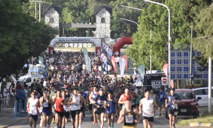 MARATÓN DE LA AVICULTURA: CRESPO CORRIÓ CON VOS