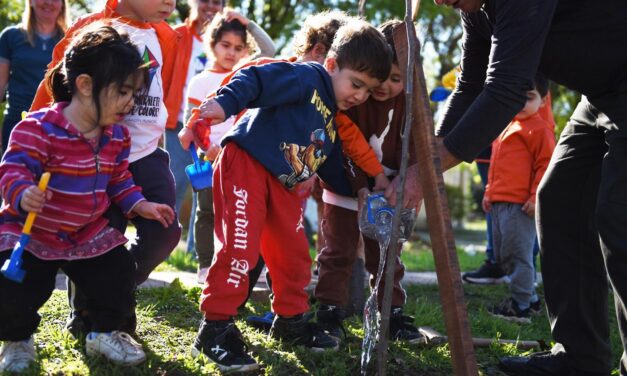 Crespo fue reconocida por su compromiso con el arbolado urbano y la acción climática