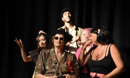 TEATRO PARA LA CALOR: UN ESPACIO DE ENCUENTRO QUE FORTALECE LA IDENTIDAD DE UNA COMUNIDAD