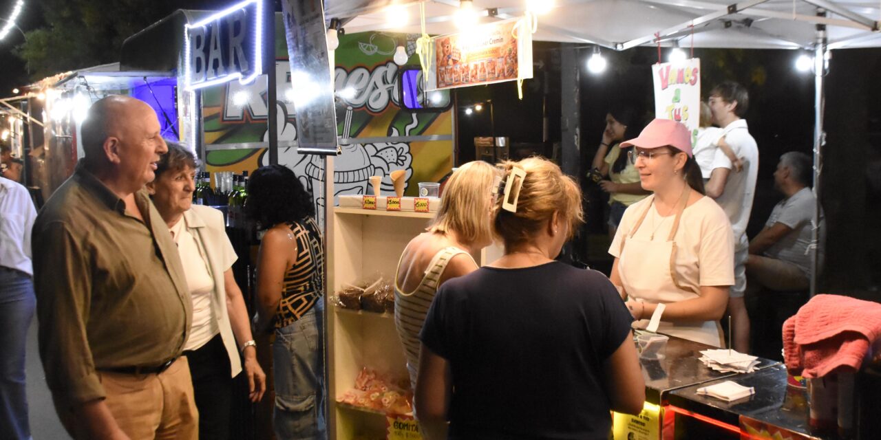 ‘Gustito a Verano’ cerró la temporada con una gran fiesta multitudinaria en el Anfiteatro del Lago