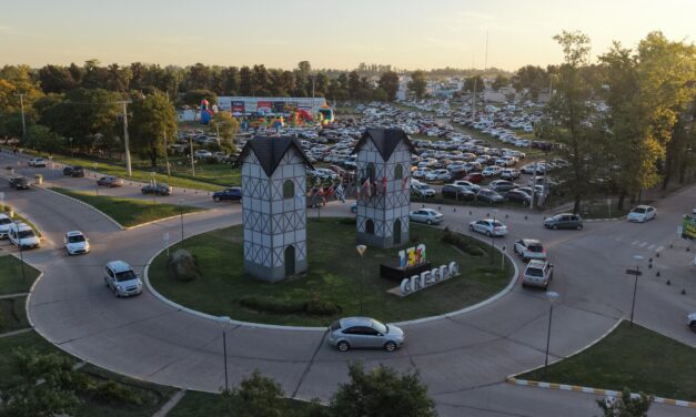 Crespo celebra su mes aniversario con la exitosa Feria ‘Crespo Emprende’