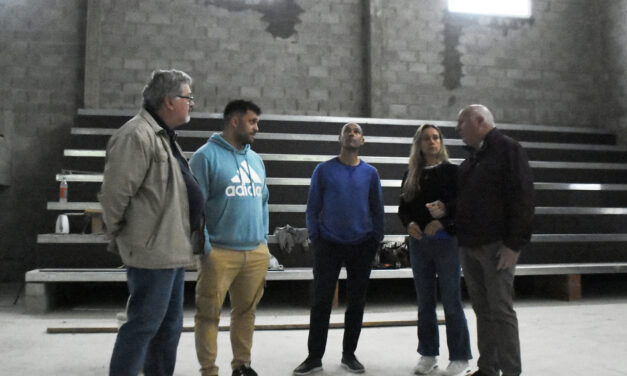 EL TRABAJO EN EQUIPO IMPULSA Y FORTALECE AL VOLEIBOL CRESPENSE