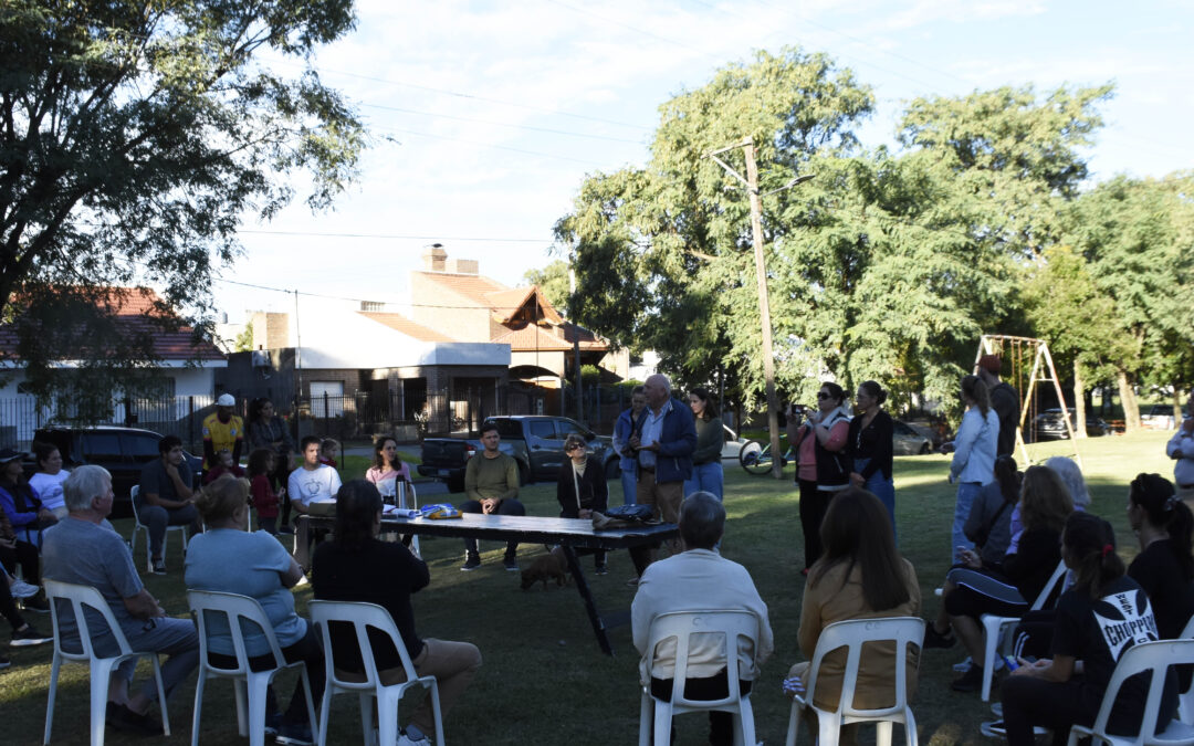 COMENZÓ EL DISEÑO PARTICIPATIVO DE LA PLAZA EN ALEM Y DORREGO