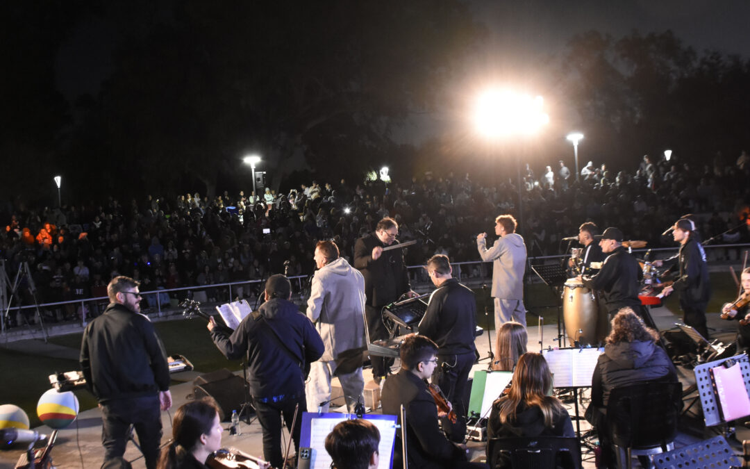 CON UNA VARIADA PROPUESTA DE RITMOS MUSICALES SIGUIÓ LA CELEBRACIÓN POR EL 138º ANIVERSARIO DE CRESPO