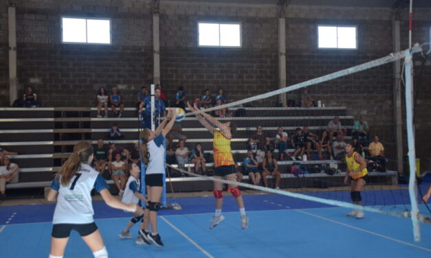 ACTIVIDAD PLENA DEL VOLEIBOL CRESPENSE