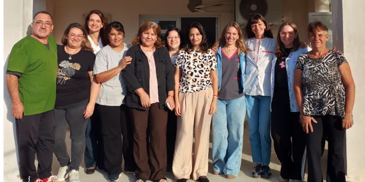 Acompañamos a las vecinas en el cuidado y prevención de su salud