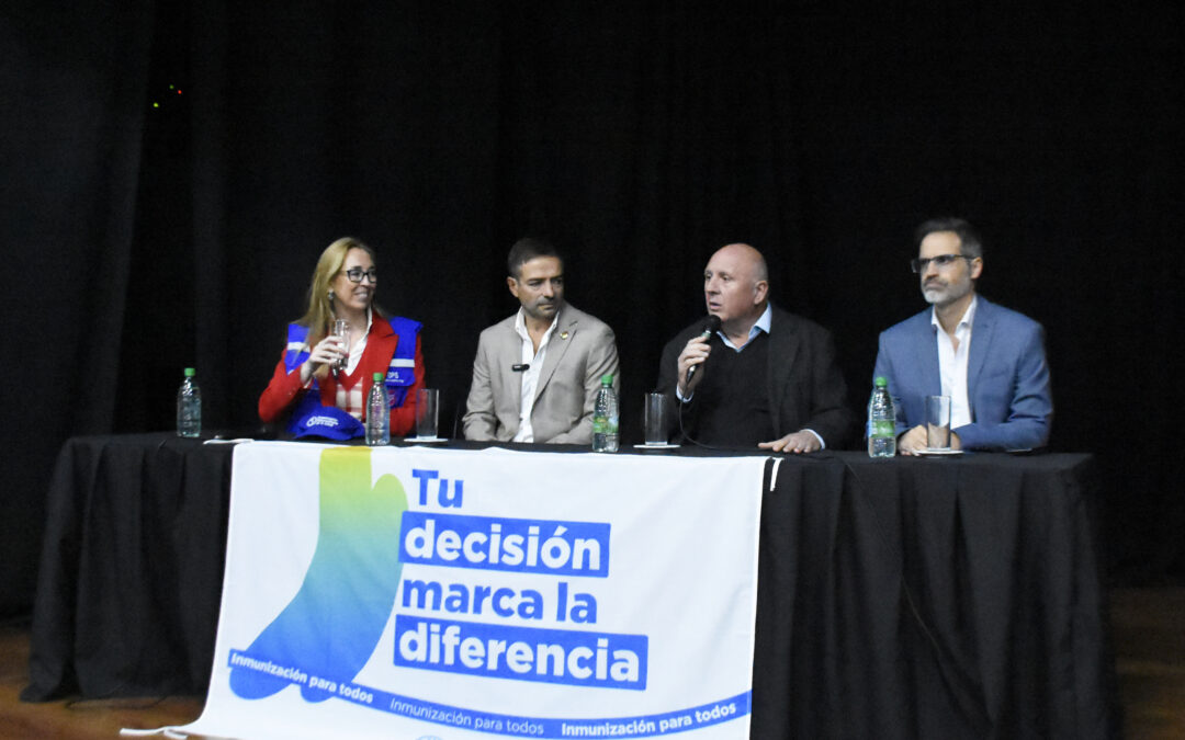 Semana de Vacunación: Provincia, OPS, el hospital y el municipio coordinan acciones en Crespo