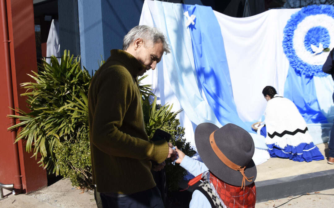 CON ESPÍRITU PATRIÓTICO VIVIMOS LA SEMANA DE MAYO