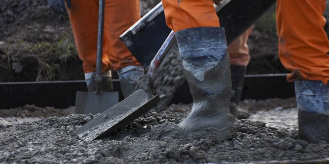 CRESPO NO SE DETIENE: EJECUTAMOS UN PLAN INTEGRAL DE OBRAS VIALES EN LOS DIFERENTES BARRIOS DE NUESTRA CIUDAD