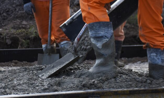 CRESPO NO SE DETIENE: EJECUTAMOS UN PLAN INTEGRAL DE OBRAS VIALES EN LOS DIFERENTES BARRIOS DE NUESTRA CIUDAD
