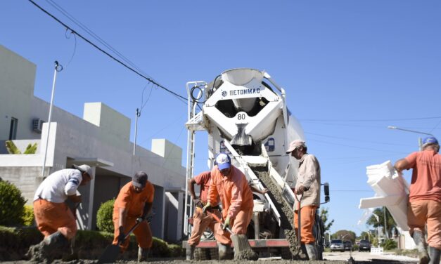 PLAN INTEGRAL DE OBRAS EN BARRIO PARQUE DEL LAGO: OCHO CUADRAS DE HORMIGÓN, TRES DE DESAGÜES PLUVIALES Y UNA DE CORDÓN CUNETA