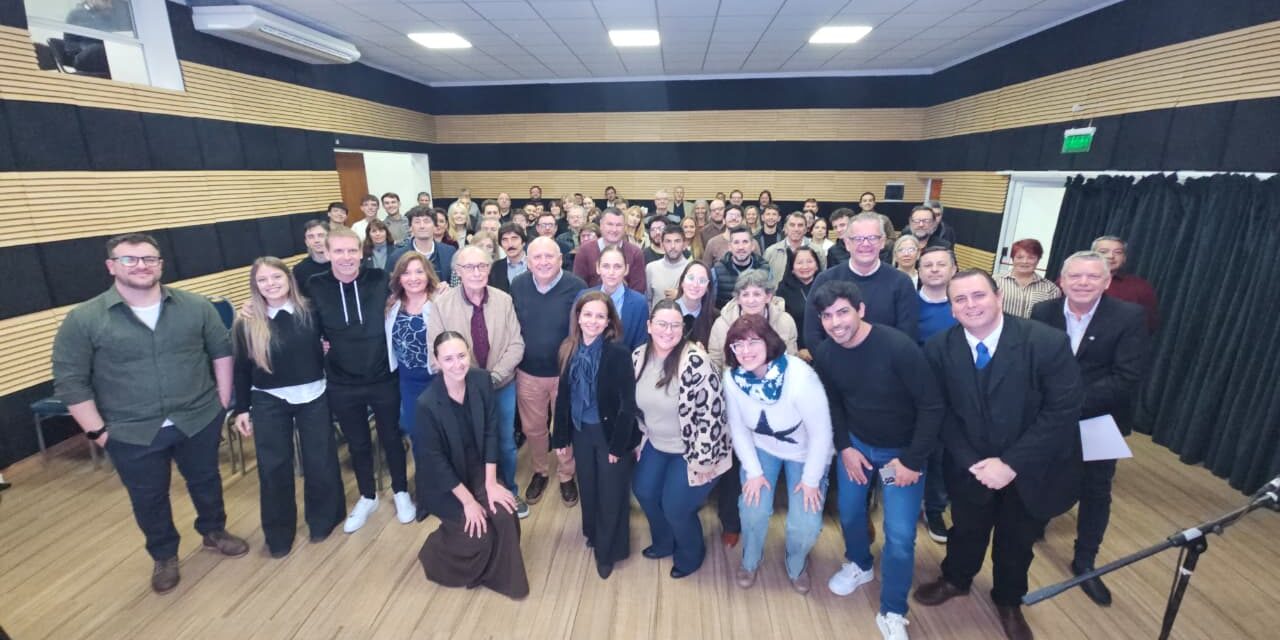 ENCUENTRO POR EL DÍA DEL PERIODISTA