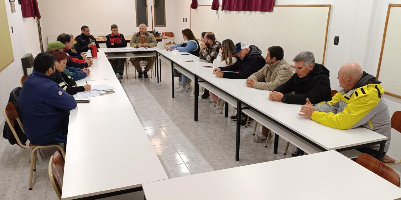 REUNIÓN DE DEFENSA CIVIL: COORDINAMOS ACCIONES PARA FORTALECER LA RESPUESTA ANTE SITUACIONES DE EMERGENCIA