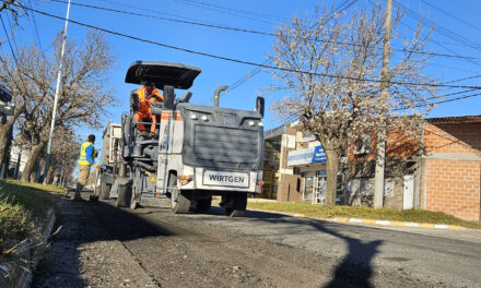 COMENZAMOS A TRABAJAR EN EL PLAN INTEGRAL DE OBRAS DE REPAVIMENTACIÓN EN 9 DE JULIO Y ACCESO ILLIA