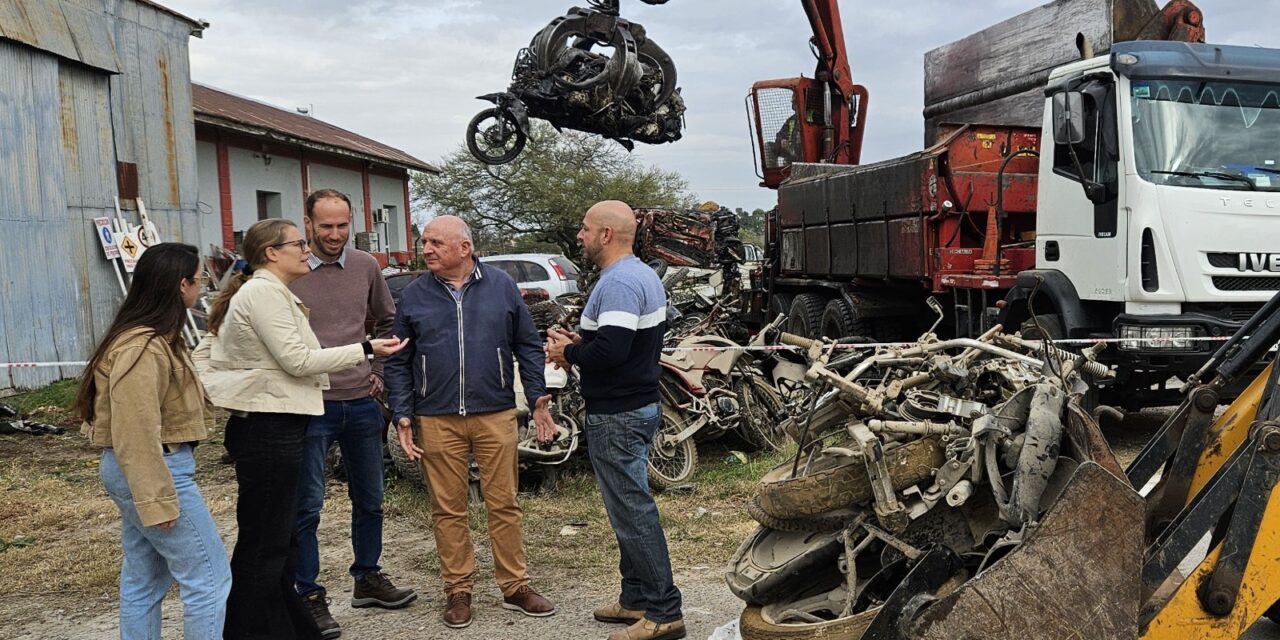 CRESPO COMPLETÓ UN NUEVO PROCESO DE SEGURIDAD CON LA COMPACTACIÓN DE VEHÍCULOS RETENIDOS