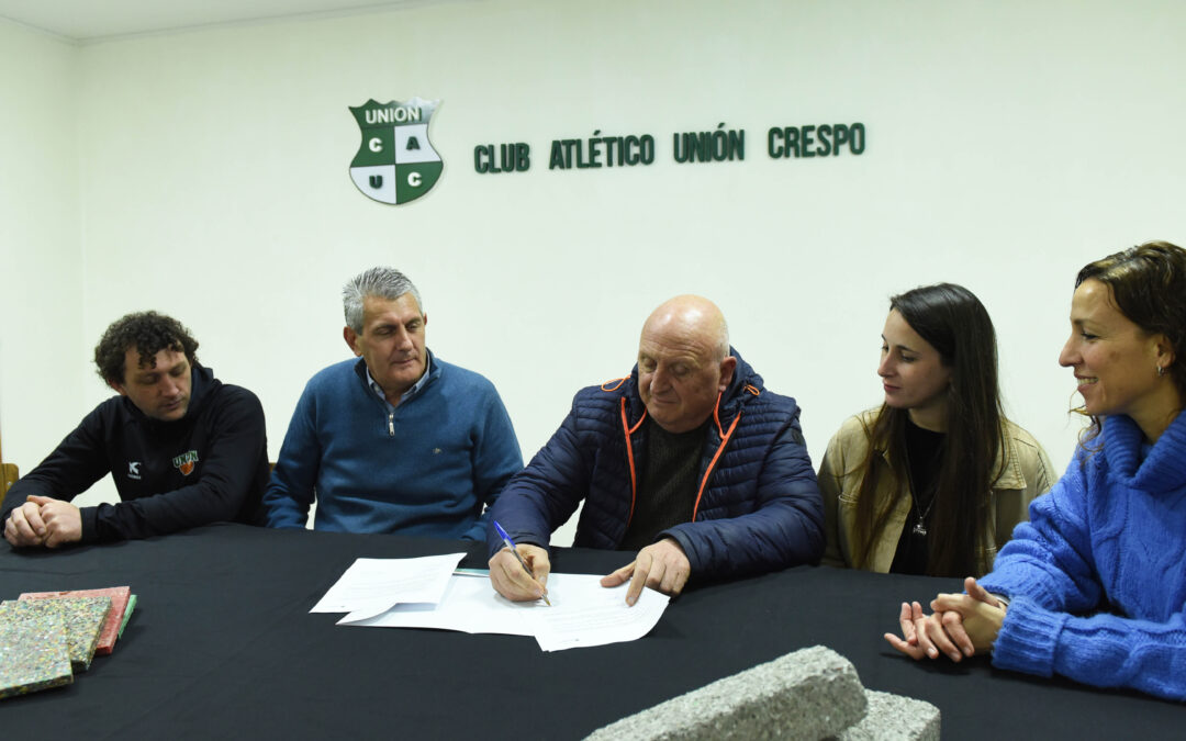 LA MUNICIPALIDAD DE CRESPO Y EL CLUB ATLÉTICO UNIÓN FIRMARON UN CONVENIO DE ‘COLABORACIÓN MUTUA Y DE COMPROMISO AMBIENTAL’