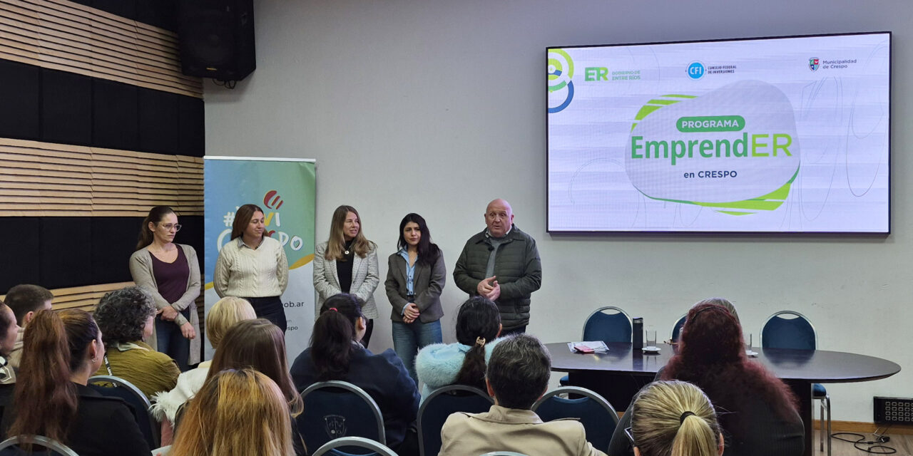 Crespo fortalece su perfil emprendedor: 25 vecinos completaron el Programa EmprendER