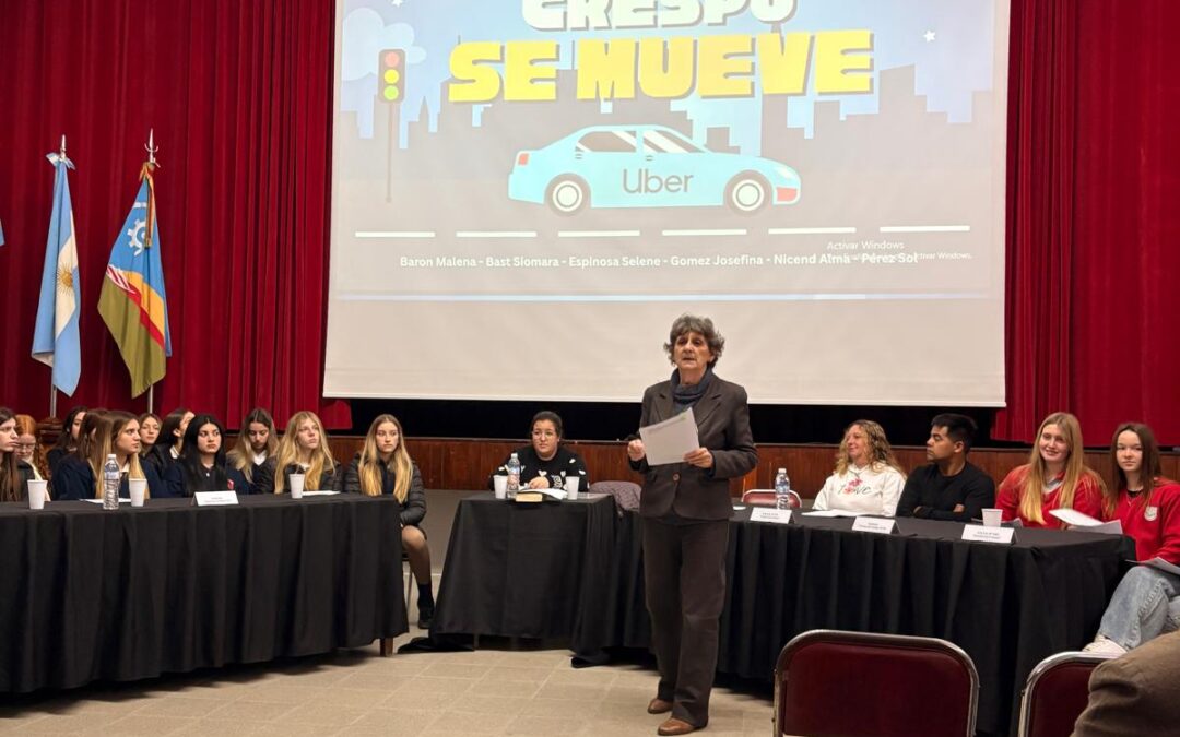Nuestros estudiantes tuvieron la Sesión del Concejo Juvenil