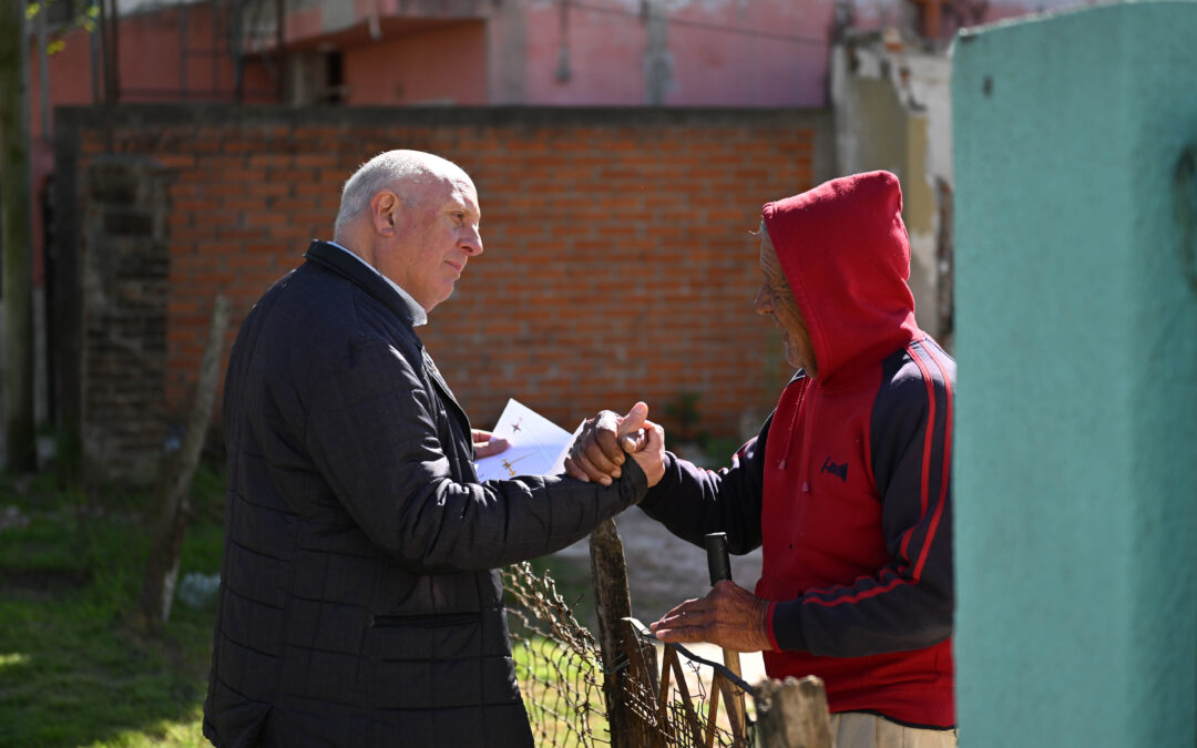PLAN INTEGRAL DE OBRAS EN EL BARRIO AZUL: RECAMBIO DE REJILLA DEL ENTUBADO DEL ACCESO PRESIDENTE PERÓN