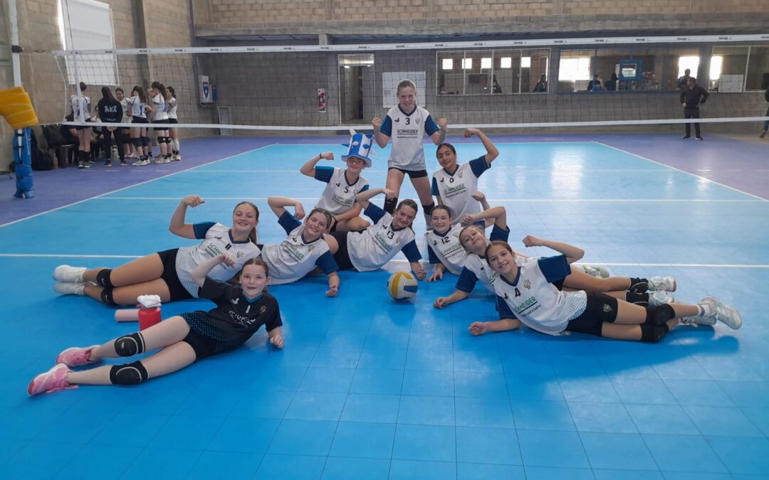JUGARON LOS EQUIPOS DE LA ESCUELA MUNICIPAL DE CRESPO