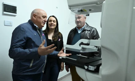 Crespo incorporó un nuevo mamógrafo para fortalecer la atención y la prevención del cáncer de mama